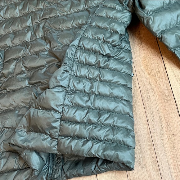 Lolë Women’s Teal Zip Up Light Puffer Quilted Jacket Size Medium - Picture 10 of 11